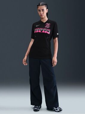 NIKE ✔️ Women’s AFTER DARK TOUR Dri-Fit Graphic Running Jersey Black Small NWT